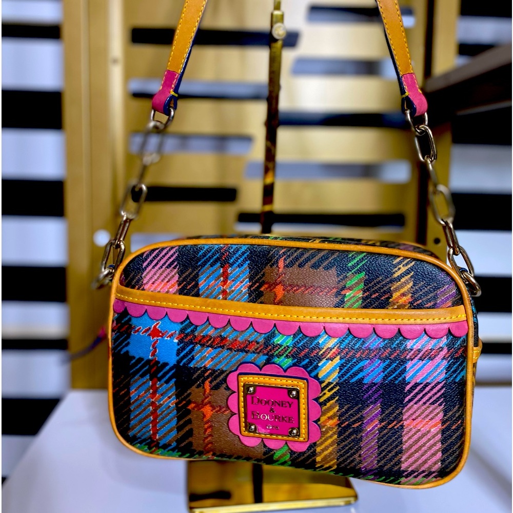 Vintage Dooney & Bourke